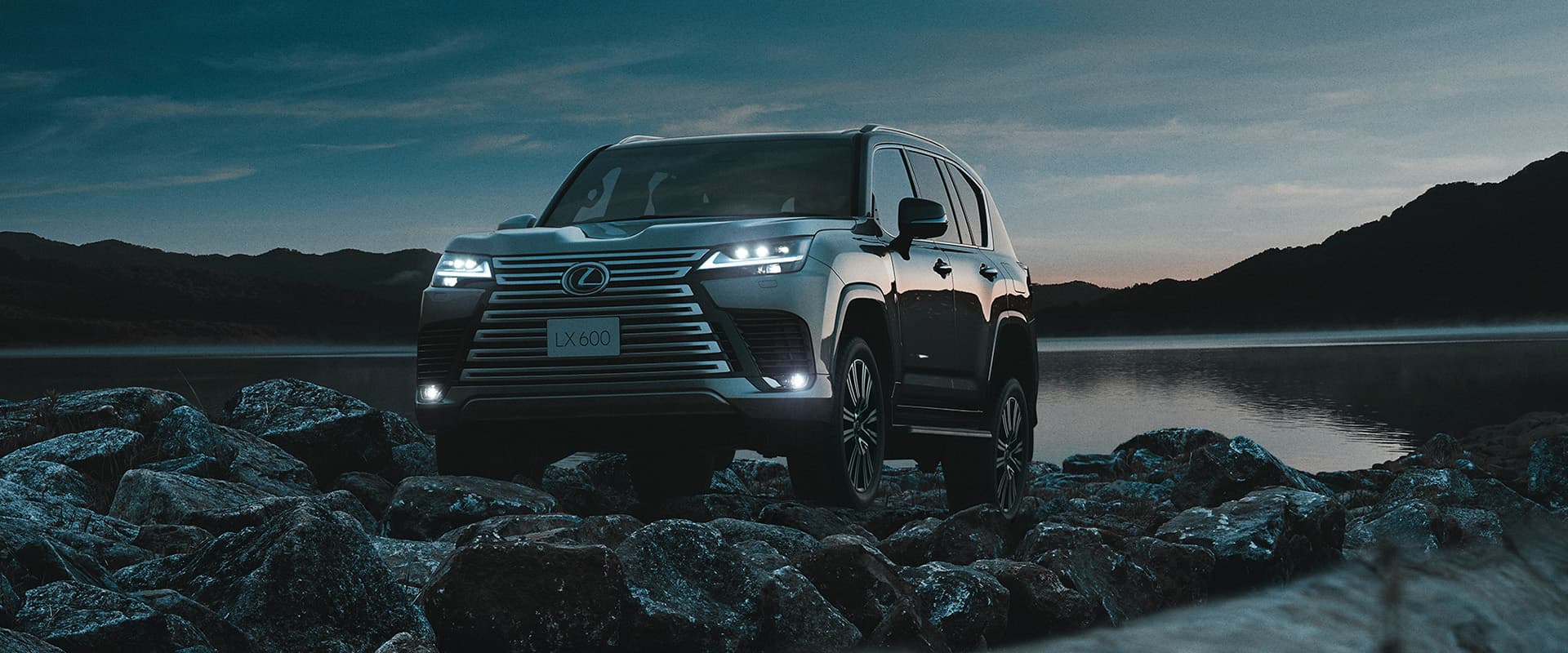lexus-official-lxuhover-1-lx-600-urban-ext-gallery-01-d