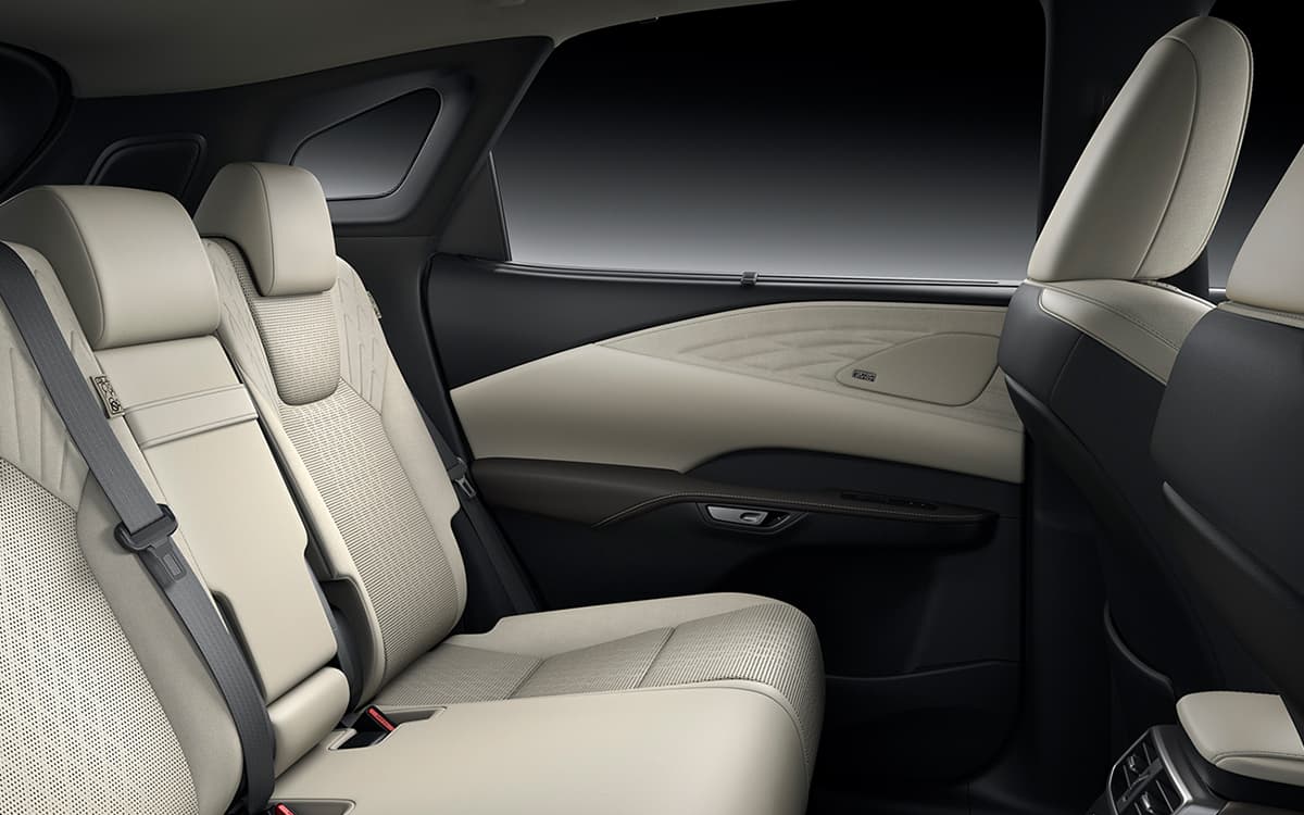 Lexus RX - HỆ THỐNG 10 TÚI KHÍ SRS